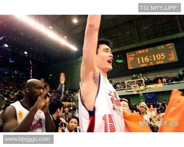 泰森在演讲中对姚明的赞美与篮球精神的深刻解读 泰森在演讲中对姚明的赞美与篮球精神的深刻解读