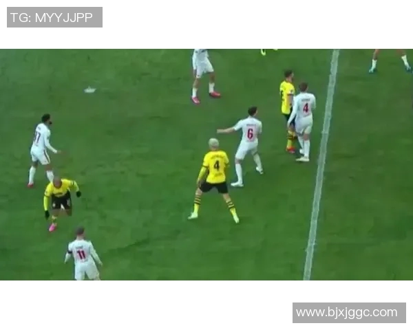 科隆凭借团队合作与拼搏精神，险胜乌尔姆，展现出强大实力和不屈精神